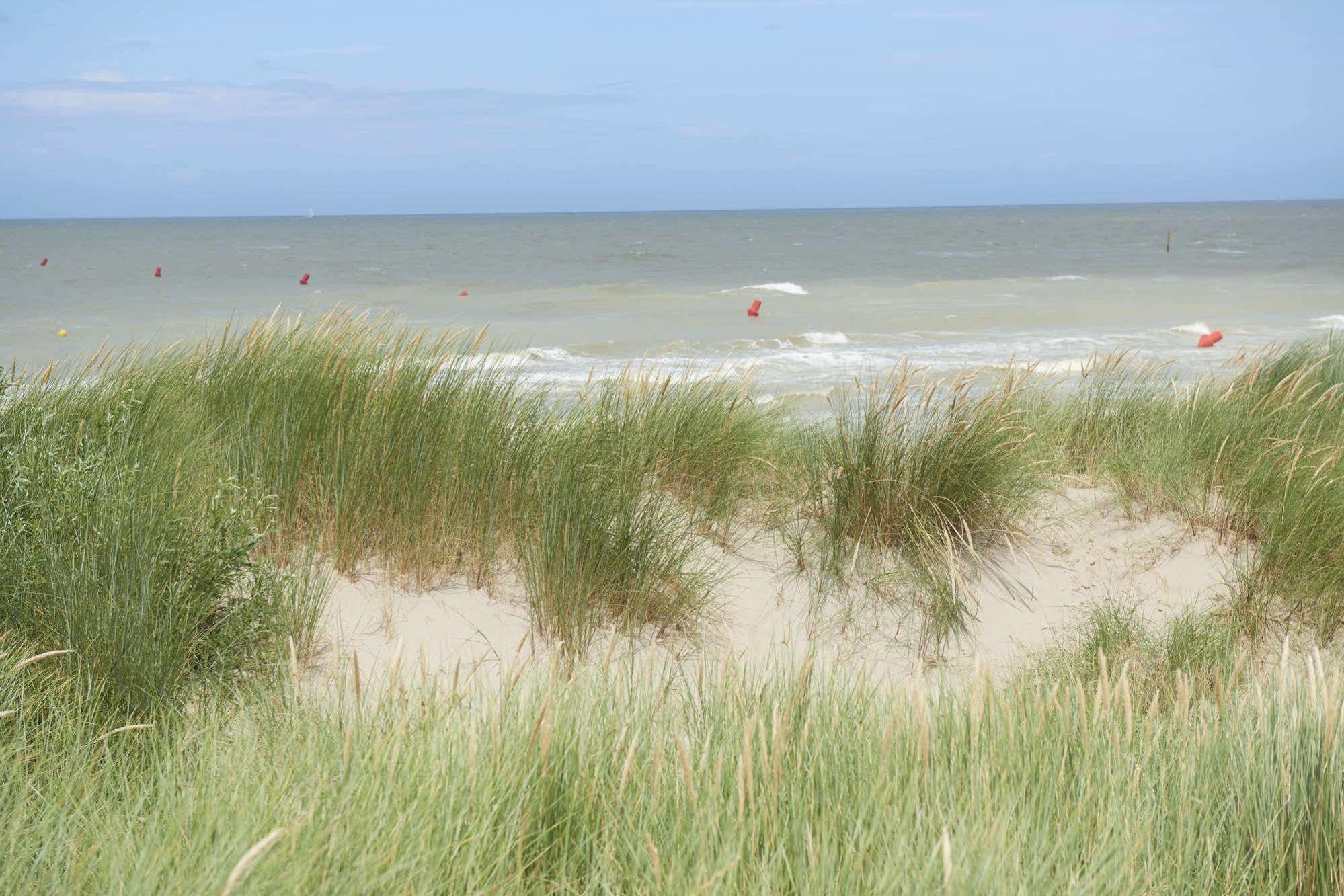 Zeepark Zeewind Hotel Bredene Kültér fotó
